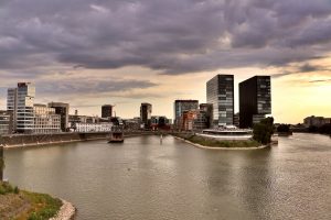 SchnellesBad Deutschland Düsseldorf: Umbau Wanne zur Dusche, Badmodernisierung vom Bad Fachbetrieb